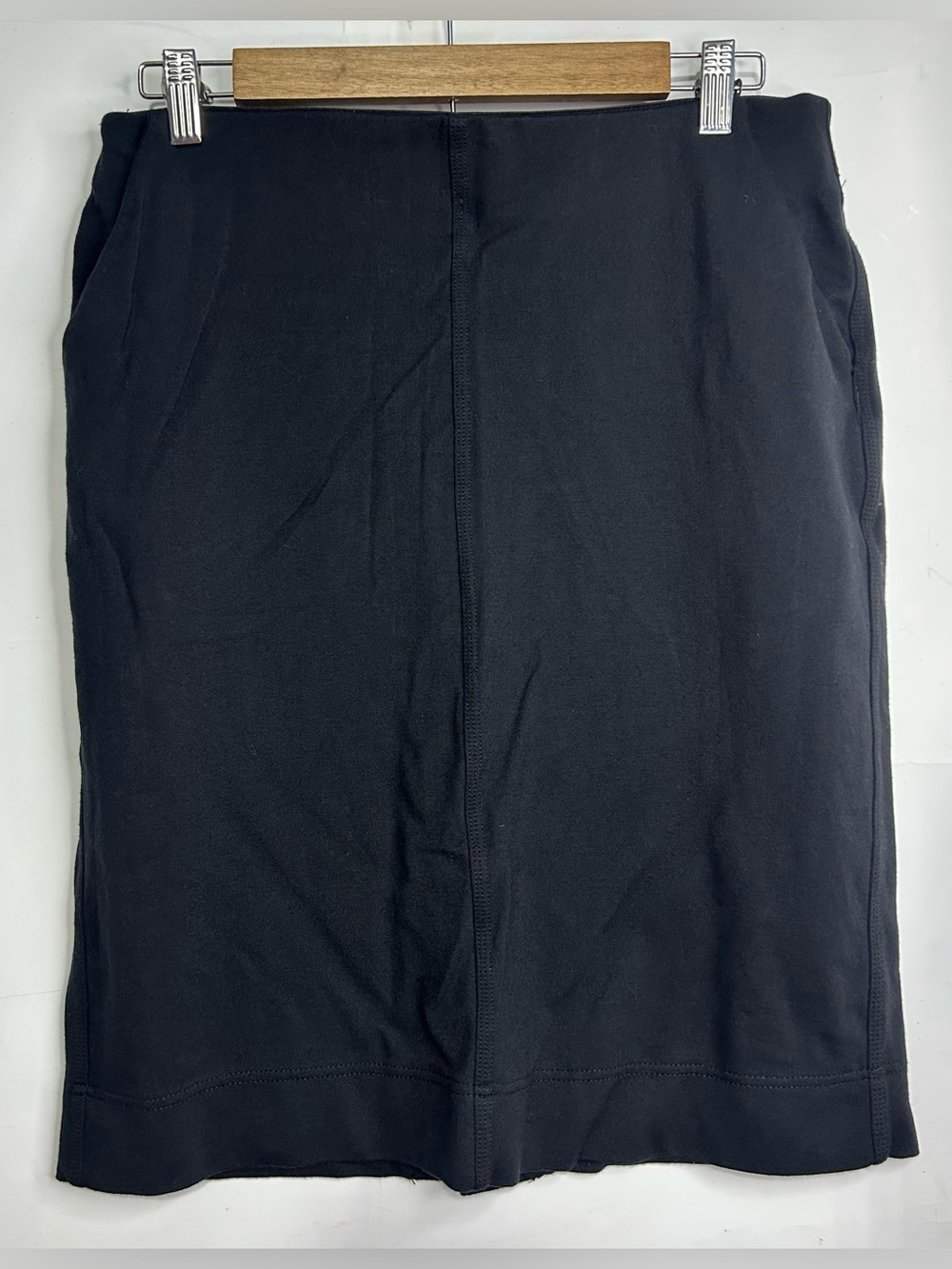 Lee Elastic Waist Black Skirt Medium